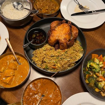 IndoChen signature dishes Chicken Tikka MasalaButter ChickenChicken Vindaloo
